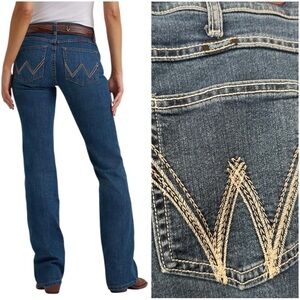 Wrangler Women's Ultimate Riding Jean Q-Baby Mid-Rise Bootcut Women's size 14